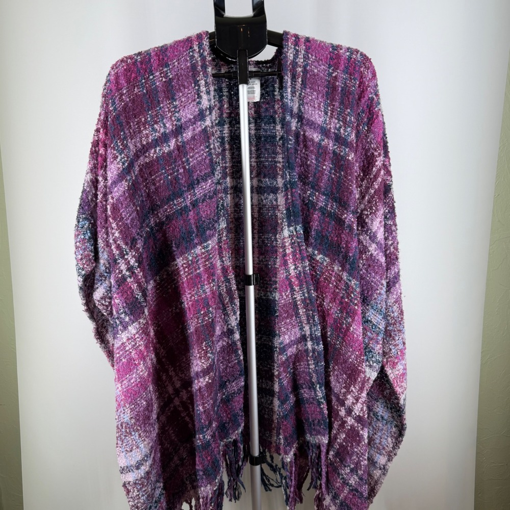 Woolrich Purple Plaid Boucle Knit‎ Fringe Poncho Wrap One Size